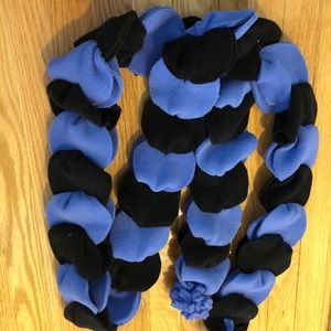 🆕 Fleece Periwinkle/Black “Chainlink” Scarf